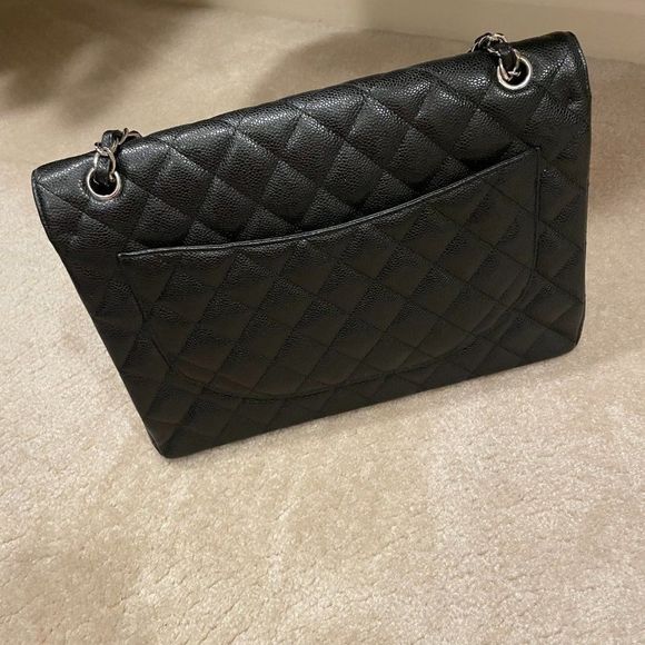 CHANEL maxi classic bag - Picture 7 of 7